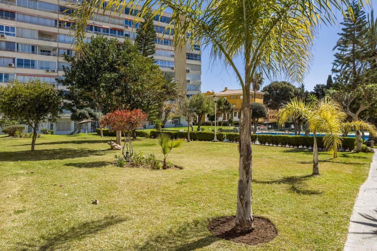 Apartamento Acogedor, Terraza, Piscina Y Mar Benalmádena Extérieur photo